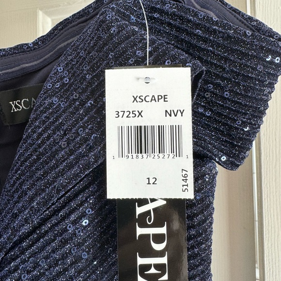 Blue evening gown - Picture 5 of 9